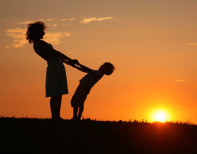 De madres y padres a hijos