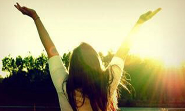 Agradece cada d�a: �Cuando bebas agua, recuerda la fuente�. - Proverbio Chino - 