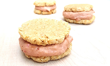 Alfajorcitos de frutilla 