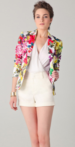 4. Blazer en floral print